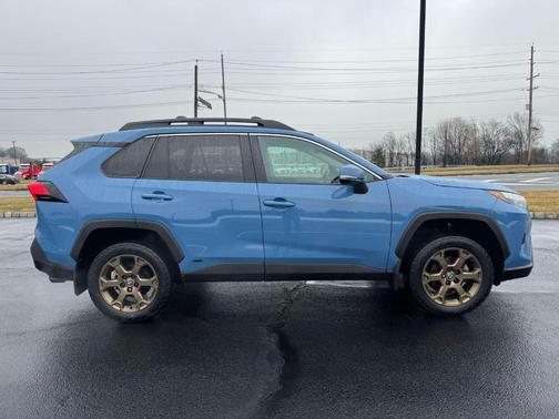 2023 Toyota RAV4 Hybrid Woodland Edition