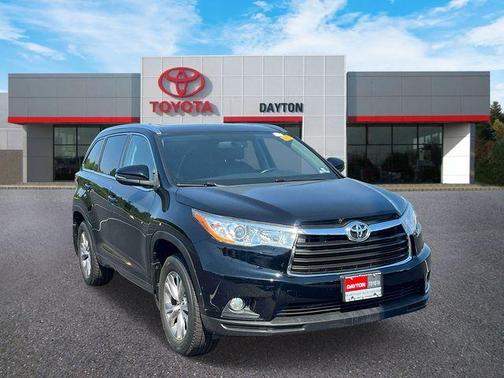 Attitude Black Metallic 2015 Toyota Highlander XLE