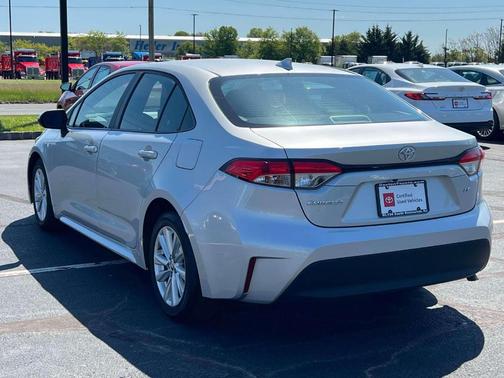 Classic Silver Metallic 2023 Toyota Corolla LE