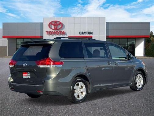 2012 Toyota Sienna LE