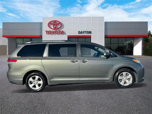 2012 Toyota Sienna LE