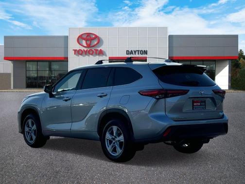 2021 Toyota Highlander LE