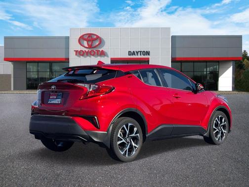 2021 Toyota C-HR XLE