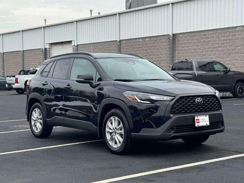 2023 Toyota Corolla Cross LE