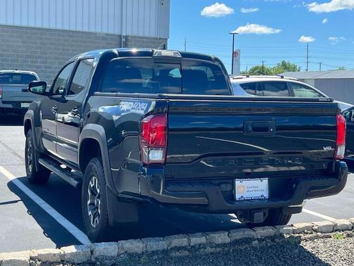 Midnight Black Metallic 2019 Toyota Tacoma TRD Off Road