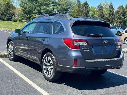 Carbide Gray Metallic 2017 Subaru Outback 2.5i Limited