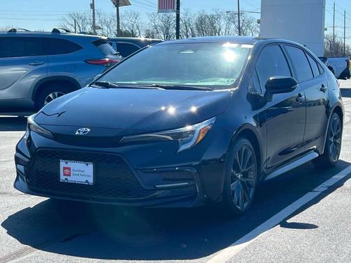 Black 2024 Toyota Corolla SE