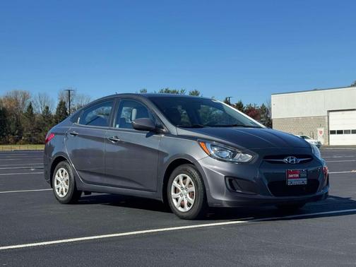 2013 Hyundai Accent GLS
