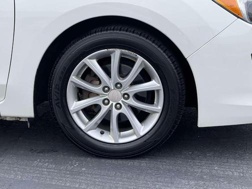 2014 Subaru Impreza 2.0i Premium