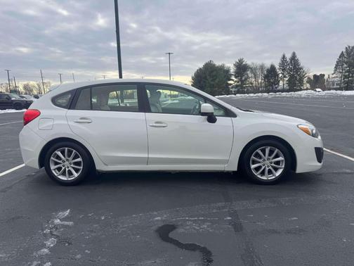 2014 Subaru Impreza 2.0i Premium