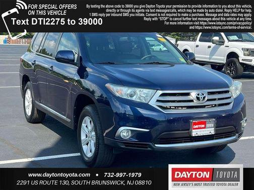 Nautical Blue Metallic 2013 Toyota Highlander SE