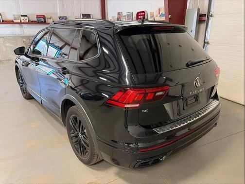2022 Volkswagen Tiguan 2.0T SE R-Line Black 4MOTION