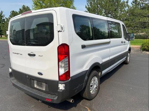 2022 Ford Transit-350 XLT