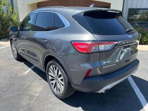 2020 Ford Escape Titanium
