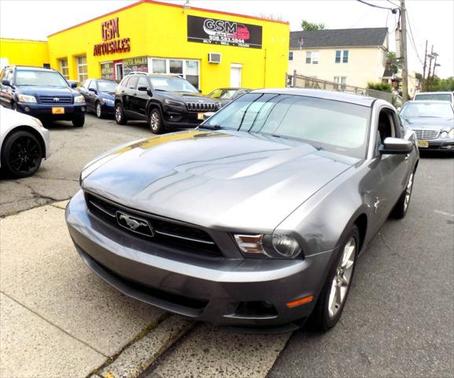 2010 Ford Mustang Premium