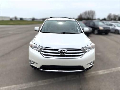 2012 Toyota Highlander SE