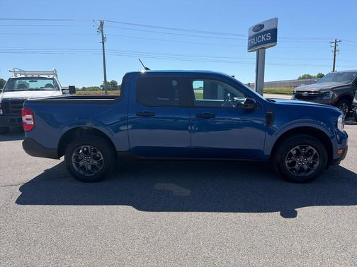 Atlas Blue Metallic 2024 Ford Maverick XLT