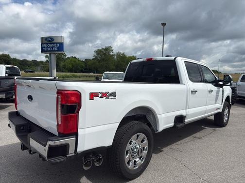Oxford White 2026 Ford F-350 Lariat