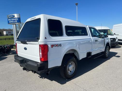 Oxford White 2023 Ford F-250 XL