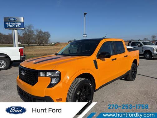 Orange Fury Metallic Tri-Coat 2026 Ford Maverick XLT