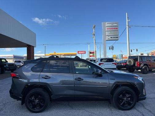 2021 Toyota RAV4 XSE