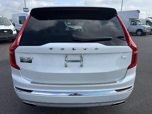 2021 Volvo XC90 T8 INSCRIPTION 7 PASSENGER