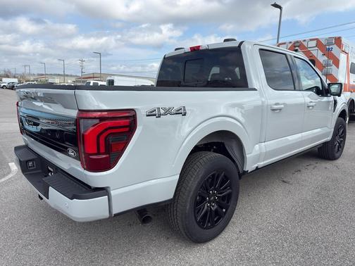 Avalanche 2026 Ford F-150 Platinum