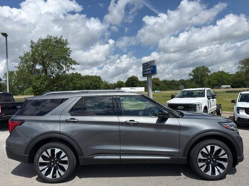 Carbonized Gray Metallic 2026 Ford Explorer Platinum