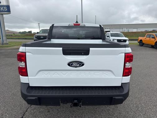 Oxford White 2026 Ford Maverick XL