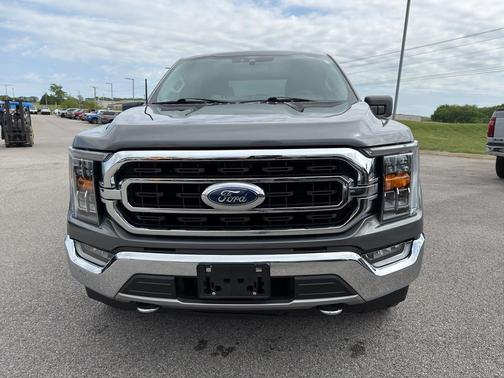 Carbonized Gray Metallic 2021 Ford F-150 XLT