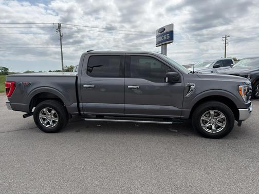 Carbonized Gray Metallic 2021 Ford F-150 XLT