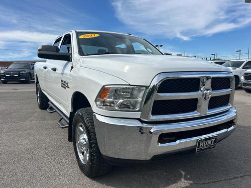 Bright White Clearcoat 2017 RAM 2500 Tradesman Crew Cab 4x4 8' Box