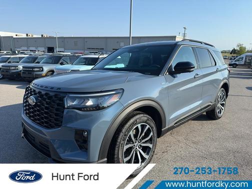 Vapor Blue Metallic 2026 Ford Explorer ST-Line
