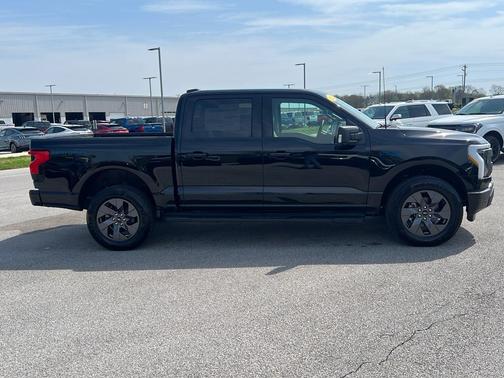 Agate Black Metallic 2025 Ford F-150 Lightning Flash
