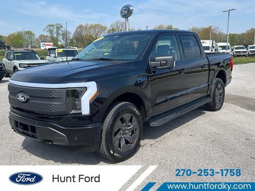 Agate Black Metallic 2025 Ford F-150 Lightning Flash