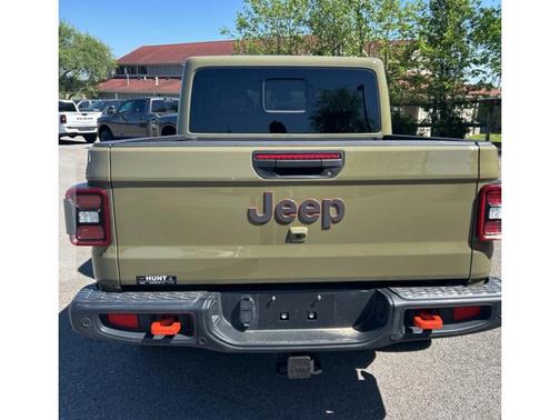 41 2025 Jeep Gladiator Mojave X