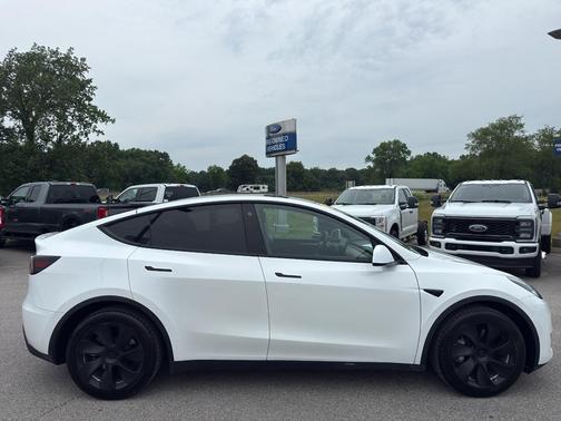 2023 Tesla Model Y Long Range Dual Motor All-Wheel Drive