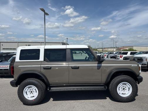 Marsh Gray 2026 Ford Bronco Heritage Edition