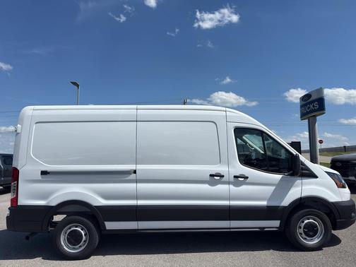Oxford White 2026 Ford Transit-250 Base