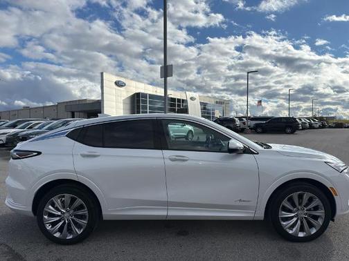 2024 Buick Envista AVENIR
