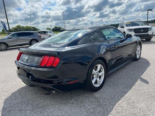 2017 Ford Mustang V6