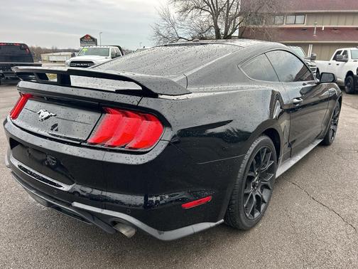 2019 Ford Mustang EcoBoost
