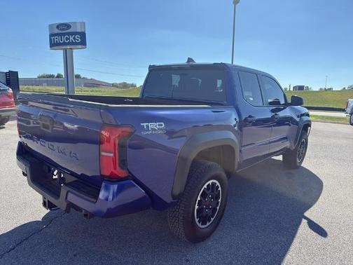 2025 Toyota Tacoma TRD OFF ROAD