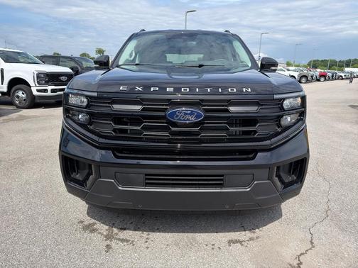 Agate Black Metallic 2026 Ford Expedition Active