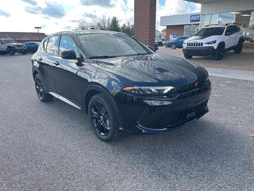8 Ball 2024 Dodge Hornet R/T Plus EAWD