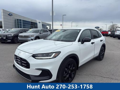 Platinum White Pearl 2024 Honda HR-V 2WD Sport