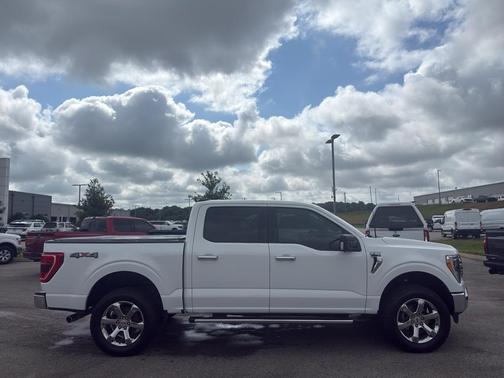 Oxford White 2023 Ford F-150 XLT