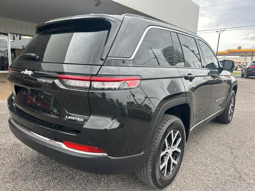 Rocky Mountain Pearlcoat 2024 Jeep Grand Cherokee Limited