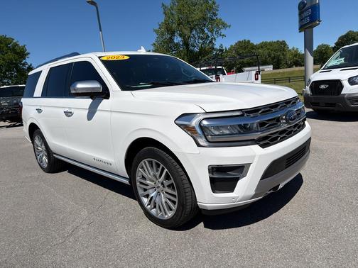 Star White Metallic Tri-Coat 2023 Ford Expedition Platinum