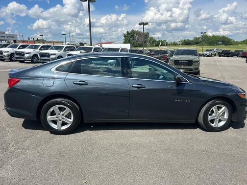 Shadow Gray Metallic 2020 Chevrolet Malibu 1LS